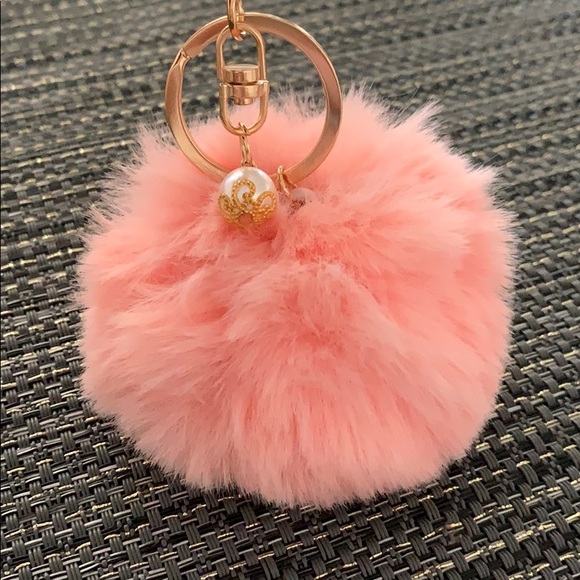 Accessories - NEW Soft, Fluffy Key-Chain holder, light pink